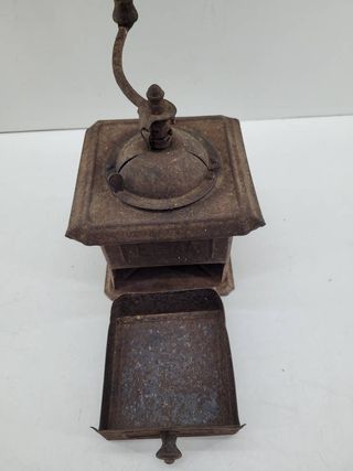 MOLINILLO DE CAFÉ VINTAGE