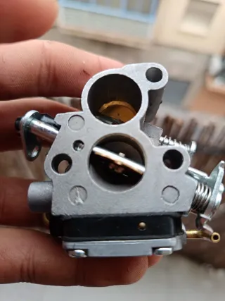 Carburador Husqvarna 236/440