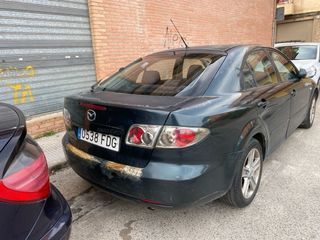 Vendo Mazda 6 para repuestos entero