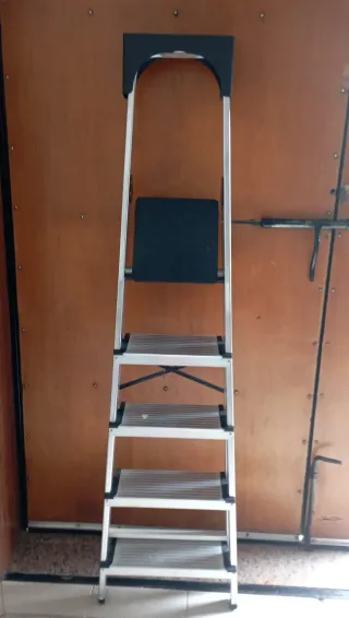 Escalera Plegable Aluminio