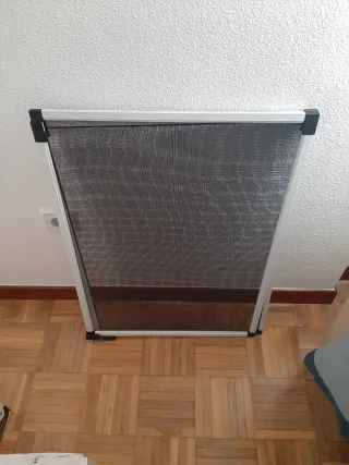 Mosquitera extensible hasta 135aluminio