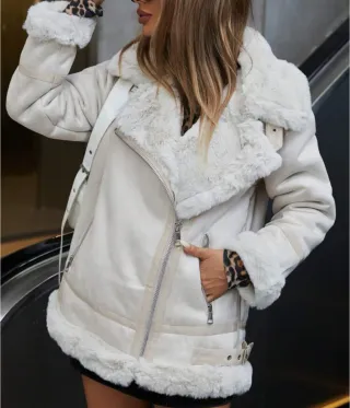 Chaqueta estilo aviador con borrego