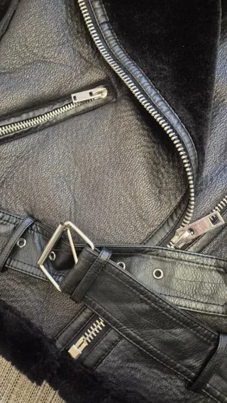 Chaqueta Zara Doble Faz Negra