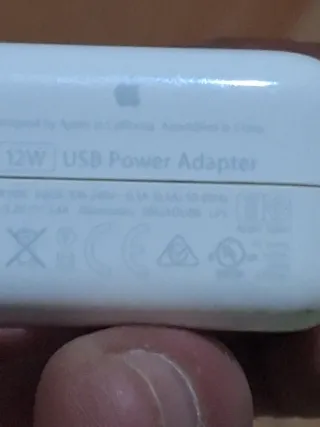 Cargador Apple 12W USB Carga Rápida modelo a1561