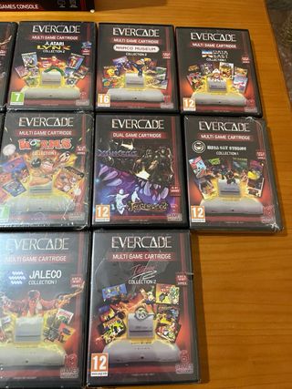 Consola Evercade Premium Pack + 16 Juegos