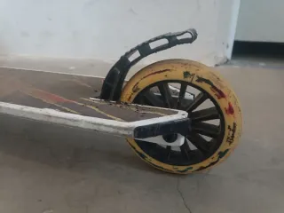 Patinete infantil blanco