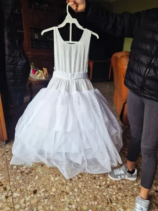 Cancán blanco para niña.