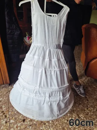 Cancán blanco para niña.