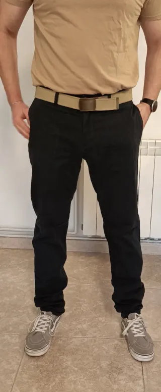 Pantalón chino azul marino