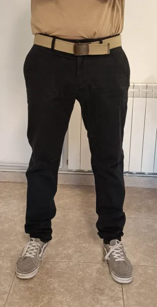 Pantalón chino azul marino