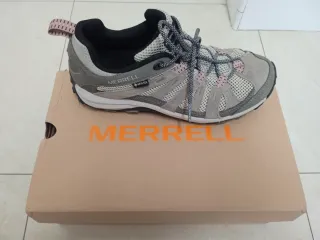 Zapatillas Merrell Trekking Mujer Gris/Rosa