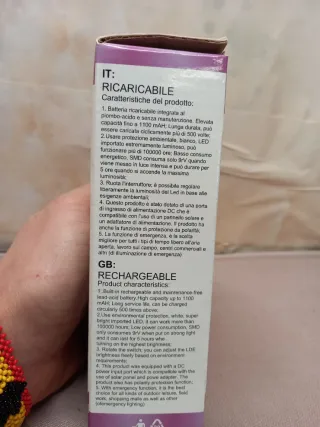 Torcia LED portatile ricaricabile