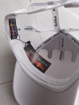 Cappello Red Bull Bianco con Logo Rosso