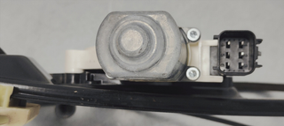 ELEVALUNAS DELANTERO DERECHO FORD FOCUS LIM. 1.0