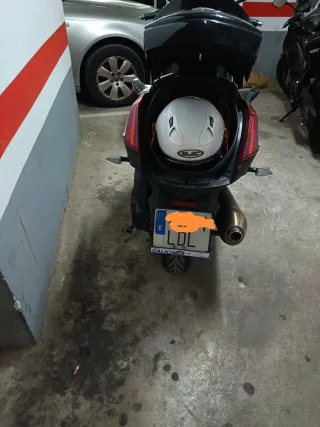 Peugeot Metropolis 400i Maxiscooter