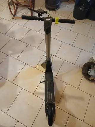 Patinete Eléctrico Cecotec Bongo Gris