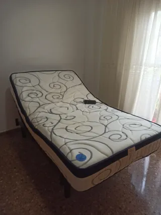 Cama articulada eléctrica