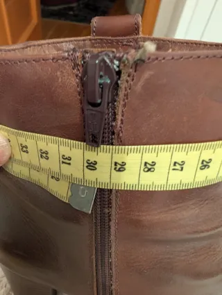 Botines de piel marrones