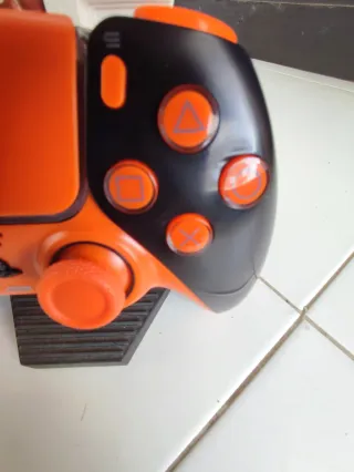 Comando PS5 Customizado Laranja e Preto