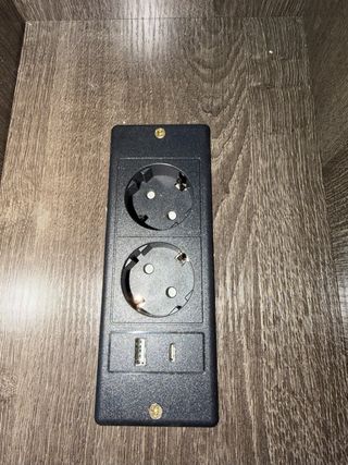 Mueble Tocadiscos con Enchufes Incorporados