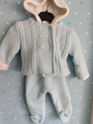 Conjunto Abrigo y pantalón bebé (similar a Lana)