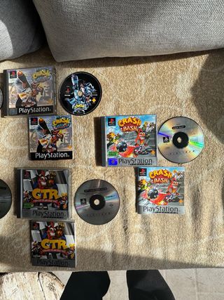 PS1 lote juegos, 2 mandos y 2 pistolas originales.