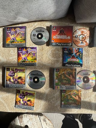 PS1 lote juegos, 2 mandos y 2 pistolas originales.