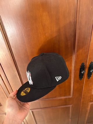 Gorra New Era Negra con Llamas