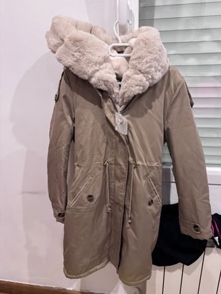 Conjunto de 4 chaquetas y chalecos talla M , S