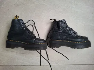 Botas Dr. Martens Plataforma vulcan