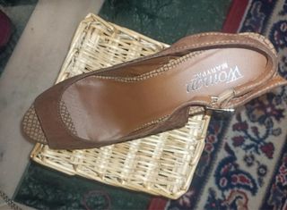 Zapato tacón peep toe ante