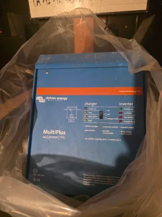 Kit Solar Baterías, inversor y regulador