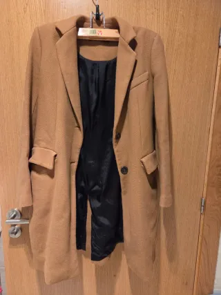 Abrigo marrón Zara Talla S