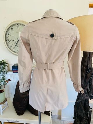 Gabardina Beige Lucky Ladies