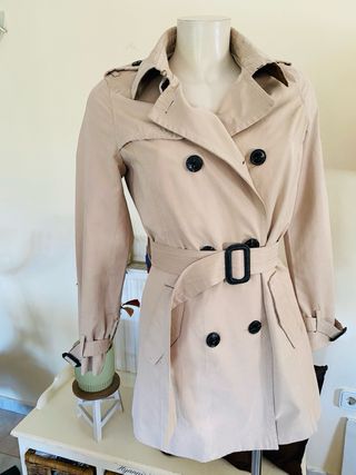 Gabardina Beige Lucky Ladies