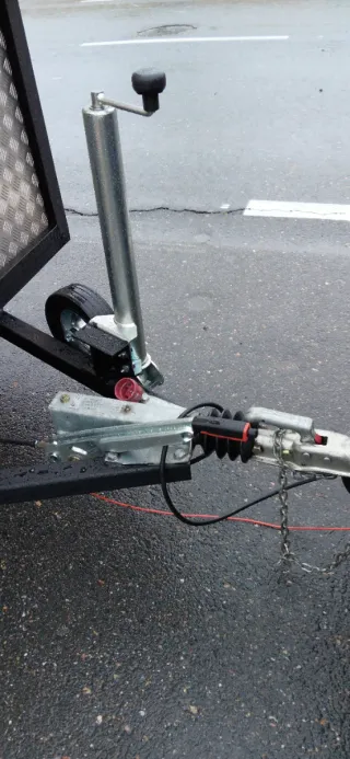 Remolque cerrado 2 ejes #camper #moto #kart