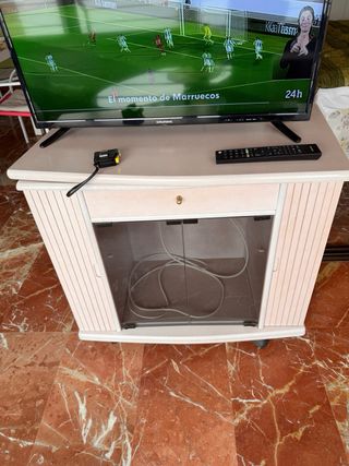 Mueble TV Beige y Transparente