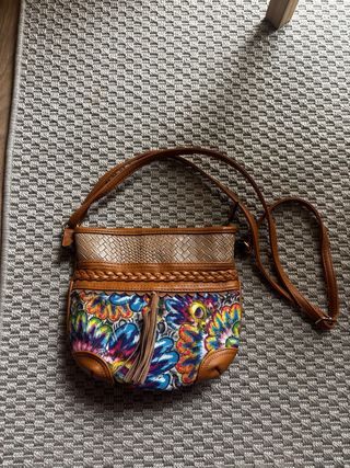 Bolso bandolera estampado étnico