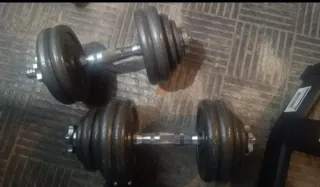 Banco de pesas y mancuernas