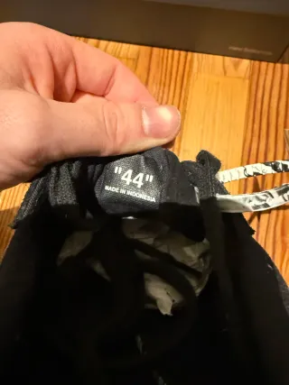 Zapatillas Off-White Negras y Naranjas