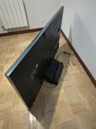 TV Panasonic 4K 50 Negra y Plateada