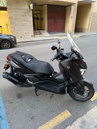 Yamaha Xmax 300 Tech Max