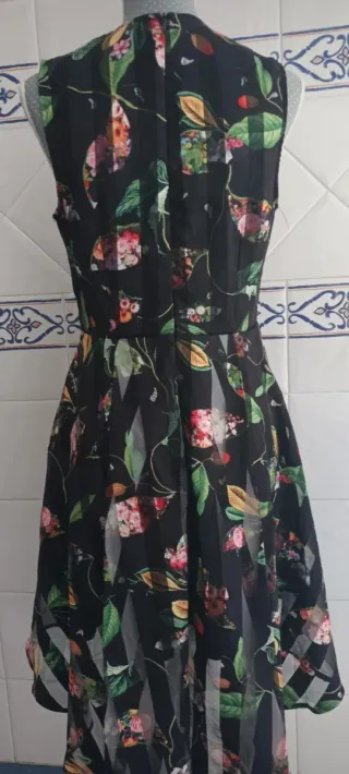 Vestido estampado floral pin-up