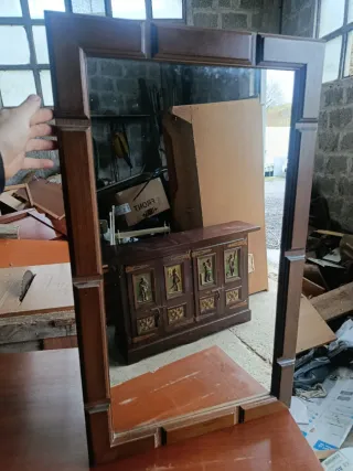 Espejo de madera maciza