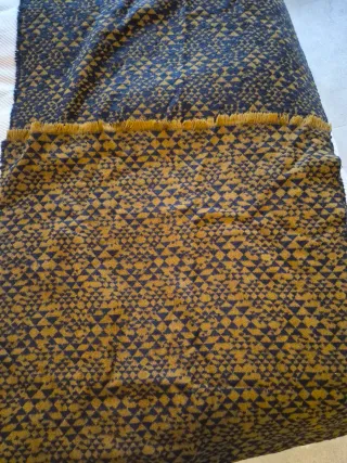 Bufanda Mango ocre y azul