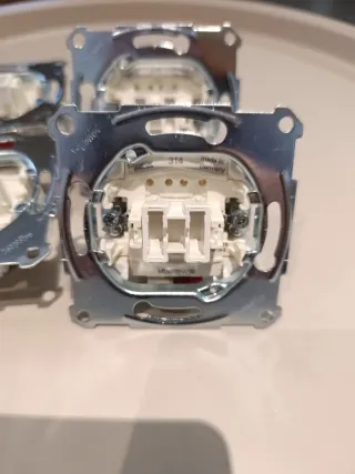 Interruptores Schneider Elegance