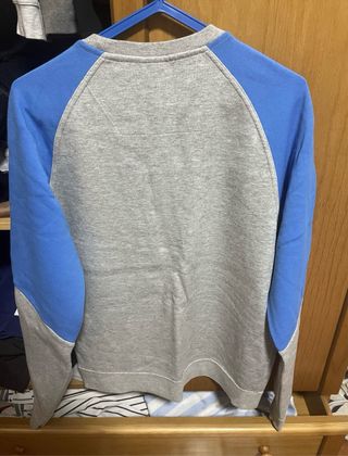 Camisola Nike azul e cinza