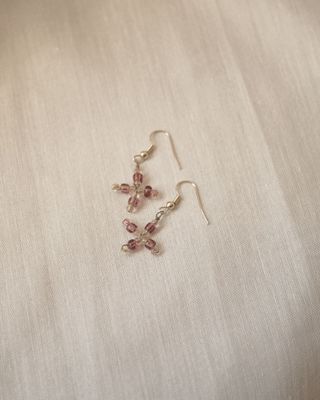 Brincos Cruz Rosa e Prata