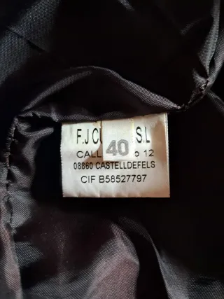 Pantalón de cuero marrón