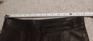 Pantalón de cuero marrón